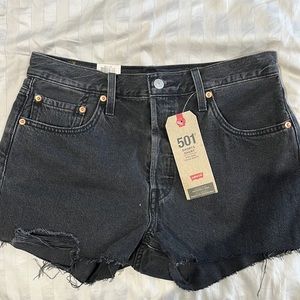 Brand new with tags. Women’s 501 High Rise Shorts. Size 29.